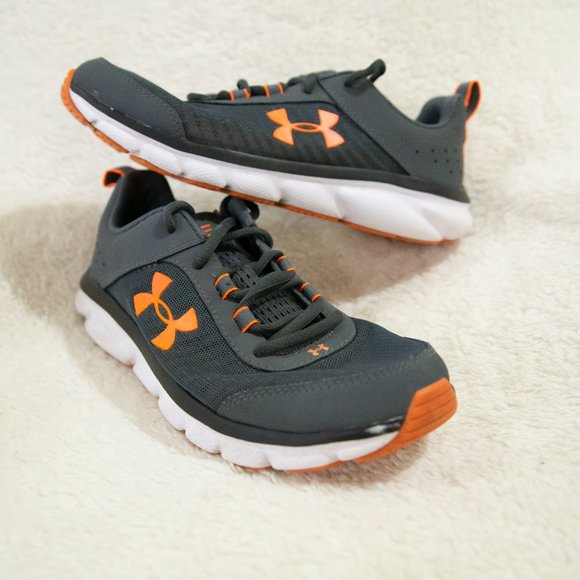 Under Armour Other - Under Armour Youth Assert Grey and Orange Sneakers size 6